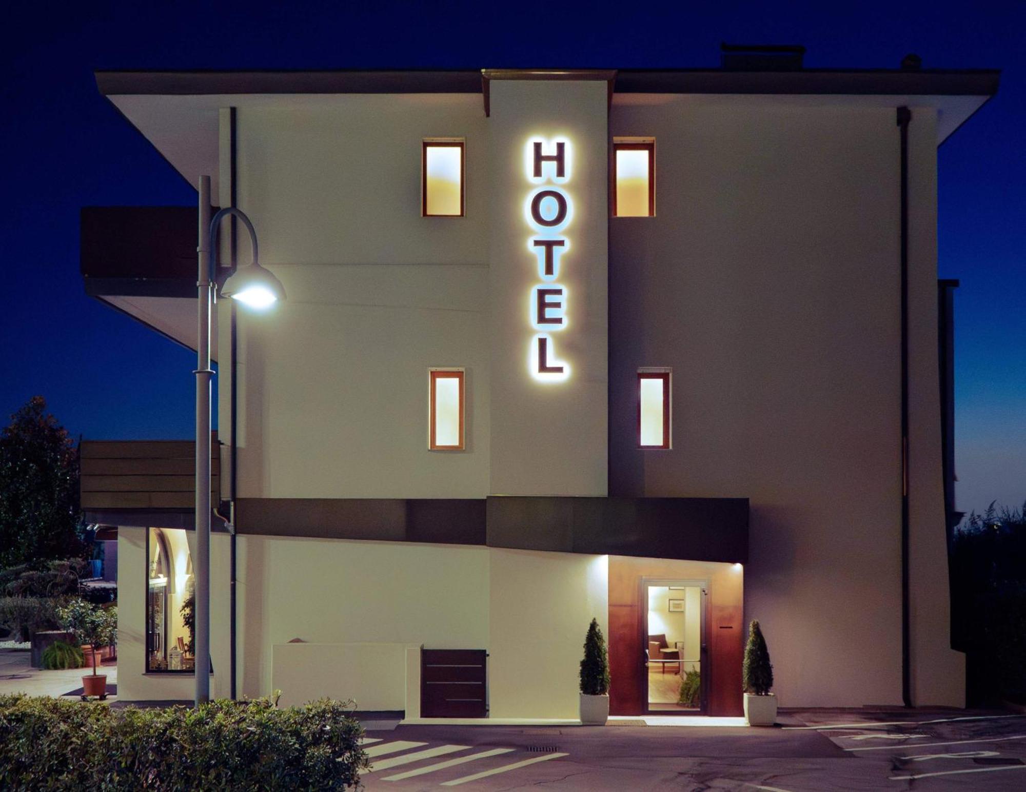 Hotel Belvedere Thiene Exterior foto